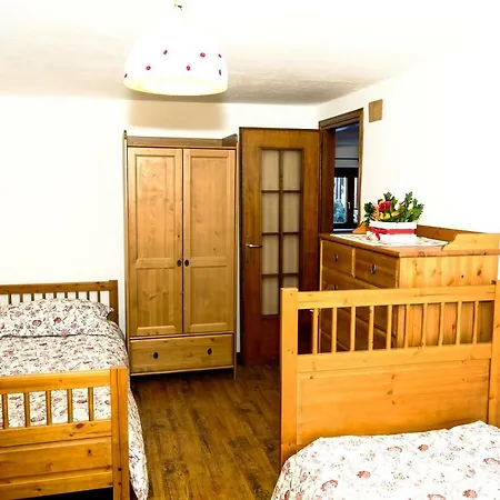 Lou Baro Apartment